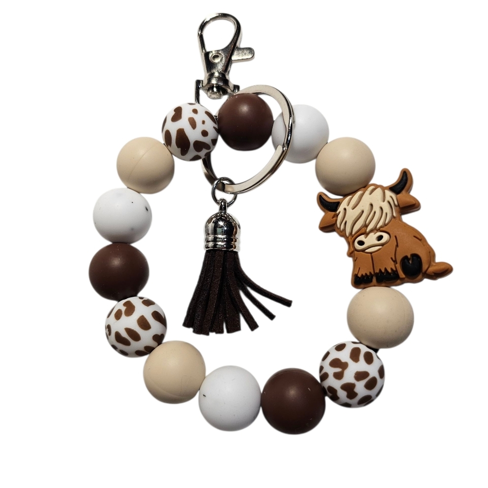 NEW Highland Cow Silicone Bead Wristlet Keychain Bracelet Western Cow Tassel